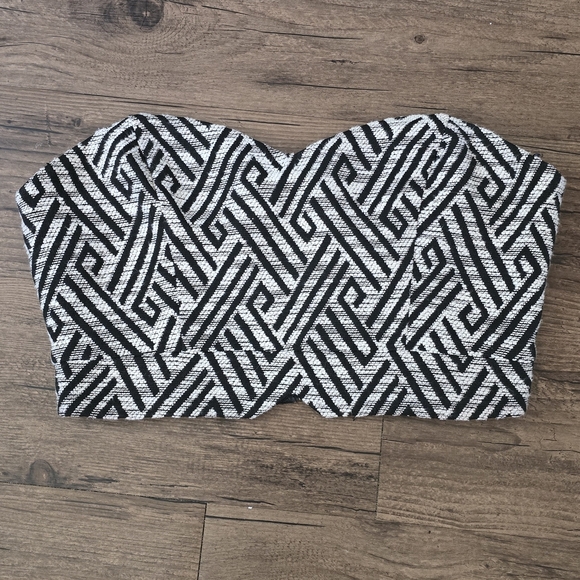 Lush Tops - Lush Black and White Strapless Crop Top